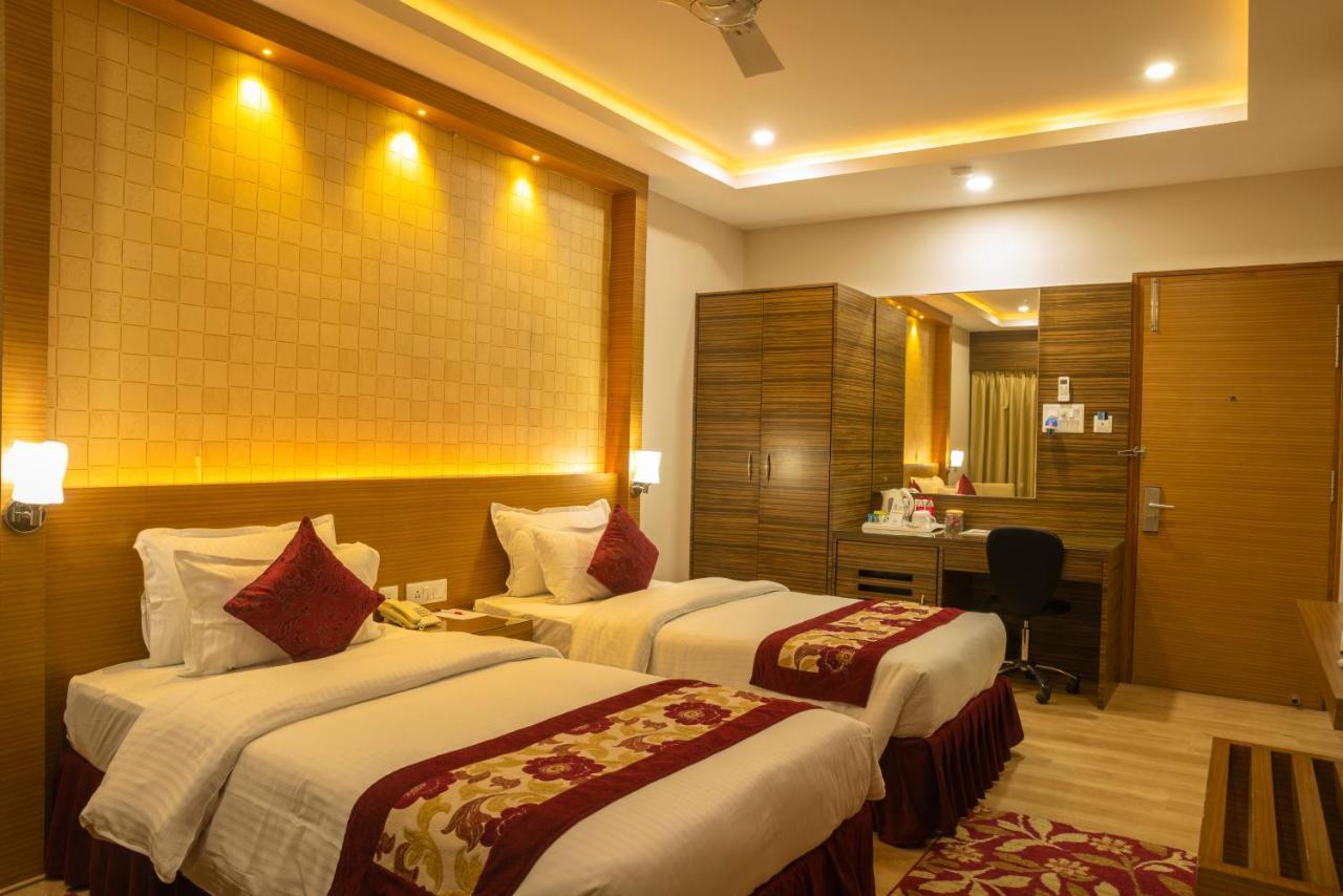 Hotel Harrison Palace Biratnagar Exterior foto